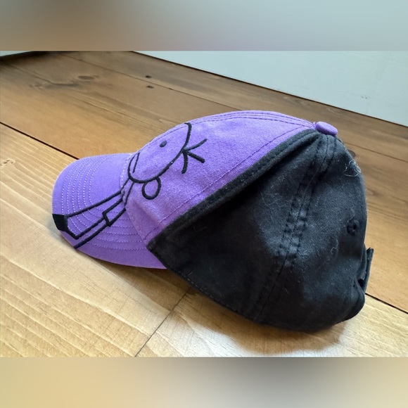 Diary of a Wimpy Kid Adjustable Hat & The Meltdown Book Set - Picture 4 of 14